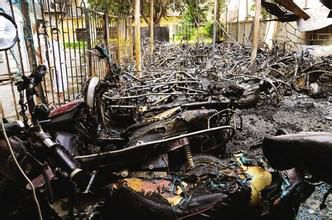 1月14日浙江台州玉环电动车起火事故，电动车着火后引燃了旁边助力车的油箱，造成楼道内逃生人员8人死亡。